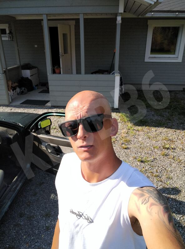 Suommies905233396