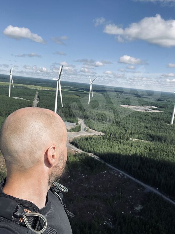 Ludvig841954869