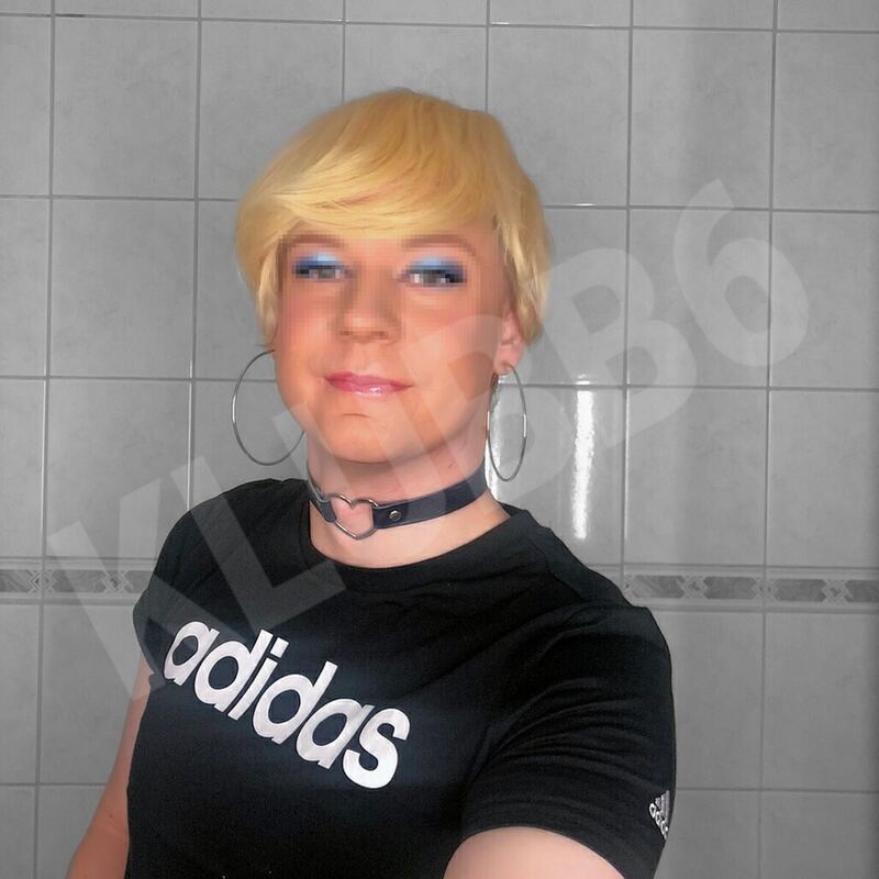 NinaSissyCD5237362